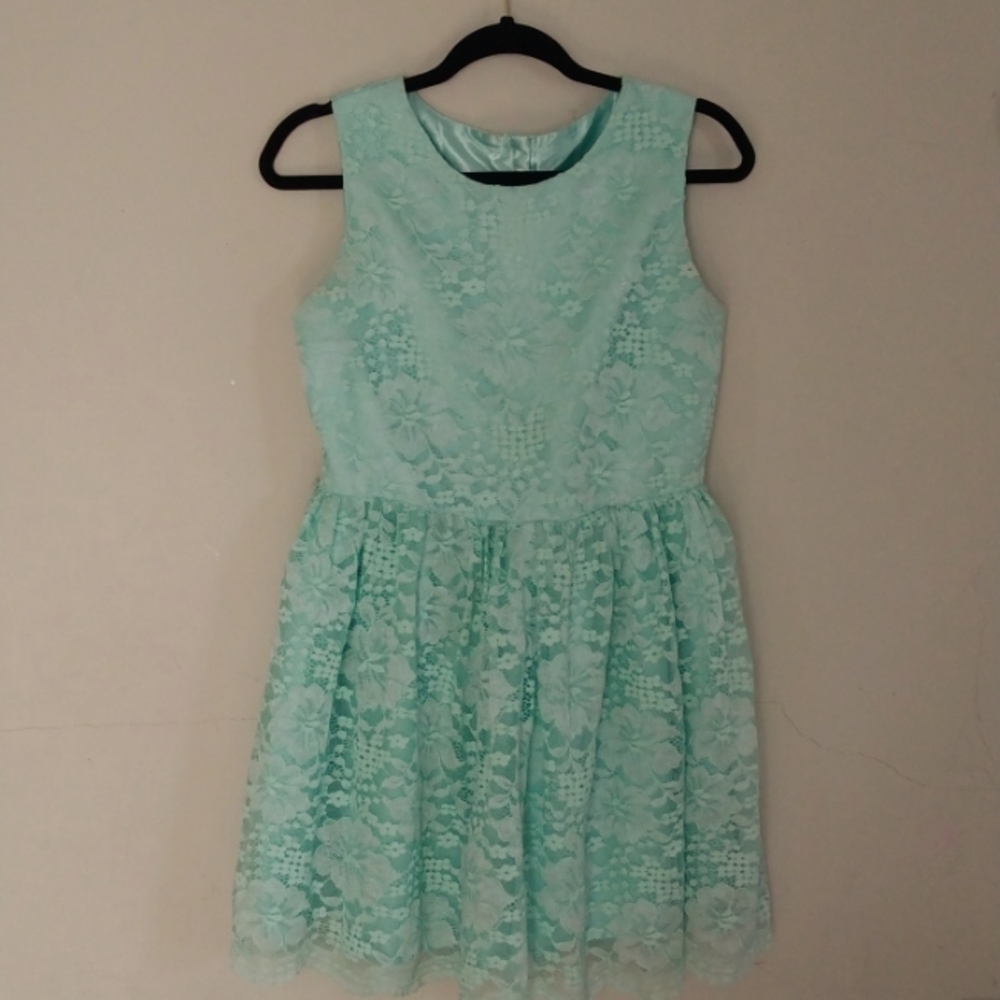 Women's Lace Dress 🖤